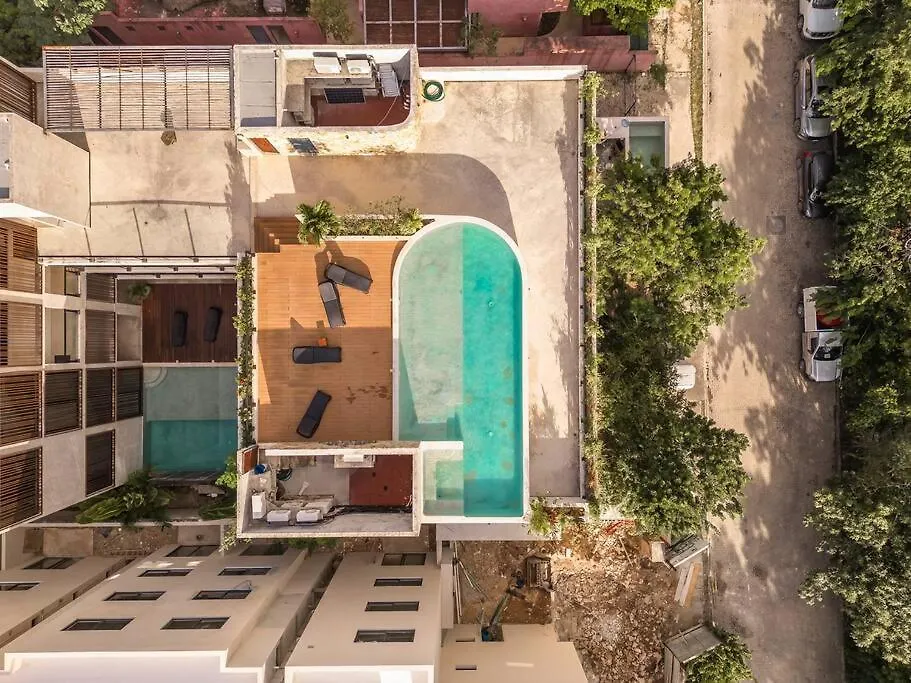 2Br, 2 Pools, Gym, 15Min From Beach Tulum